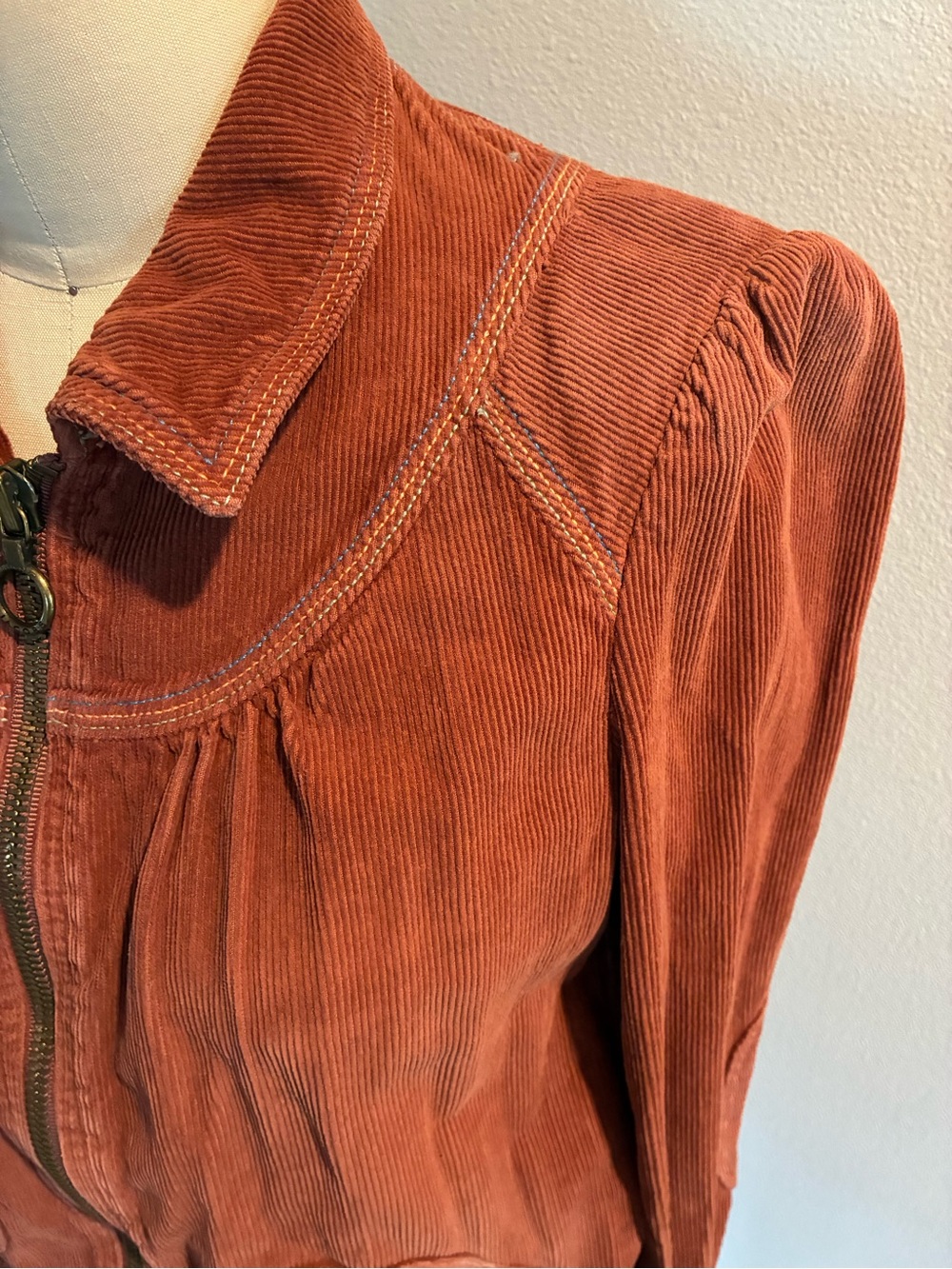 Rare, Vintage Marc by Marc Jacobs corduroy jacket with multi color stitching - Picture 6 of 12